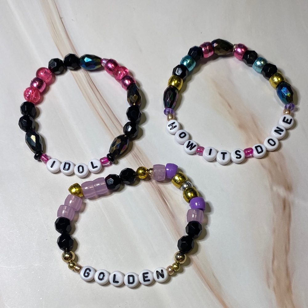 K-pop Demon Hunters Huntrix and Saja Boys Song Kandi Bracelets